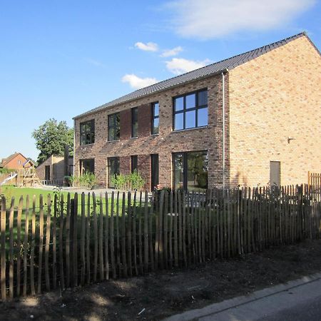 Appartamento De Hoog Velden 11 NeerNeerpelt Esterno foto